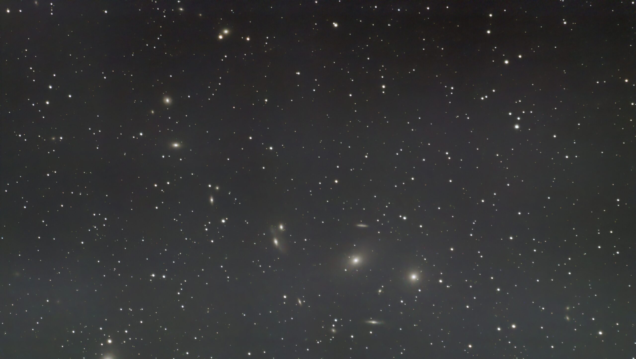 Markarian's Chain (also M 86 & M 84)